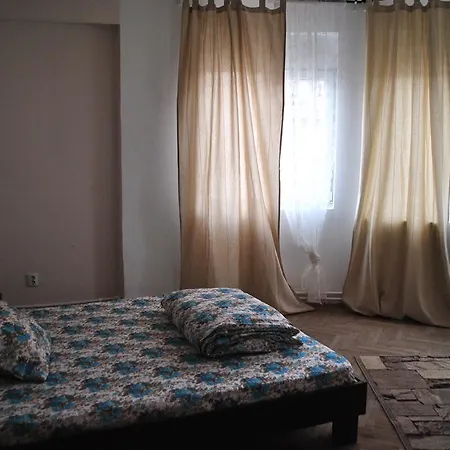 Hostal Vogue