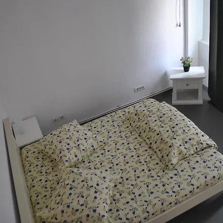 Vogue Hostal Bucarest